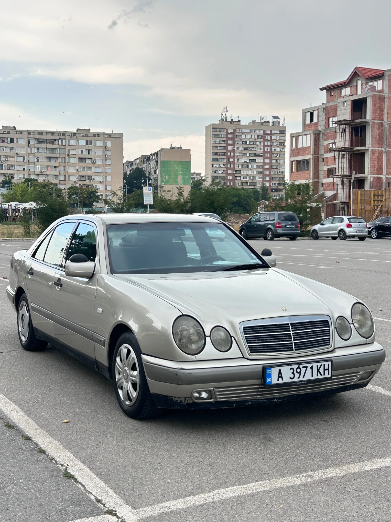 Mercedes-Benz E 290 2.9 дизел - изображение 2