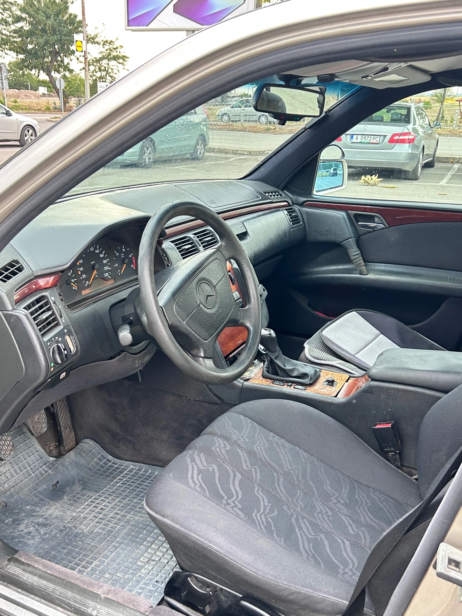 Mercedes-Benz E 290 2.9 дизел - изображение 6