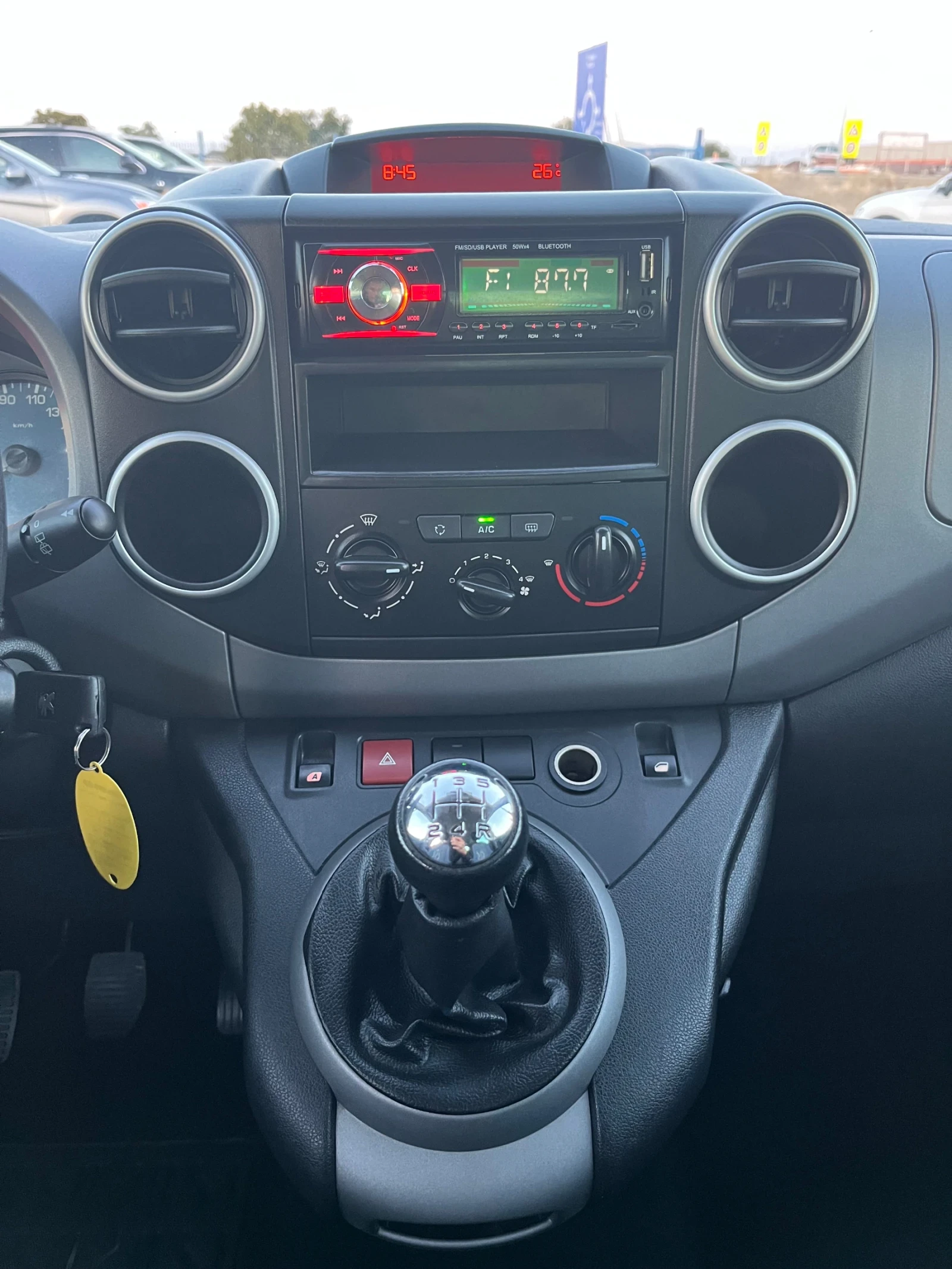 Peugeot Partner 1.6 BHDi - изображение 9