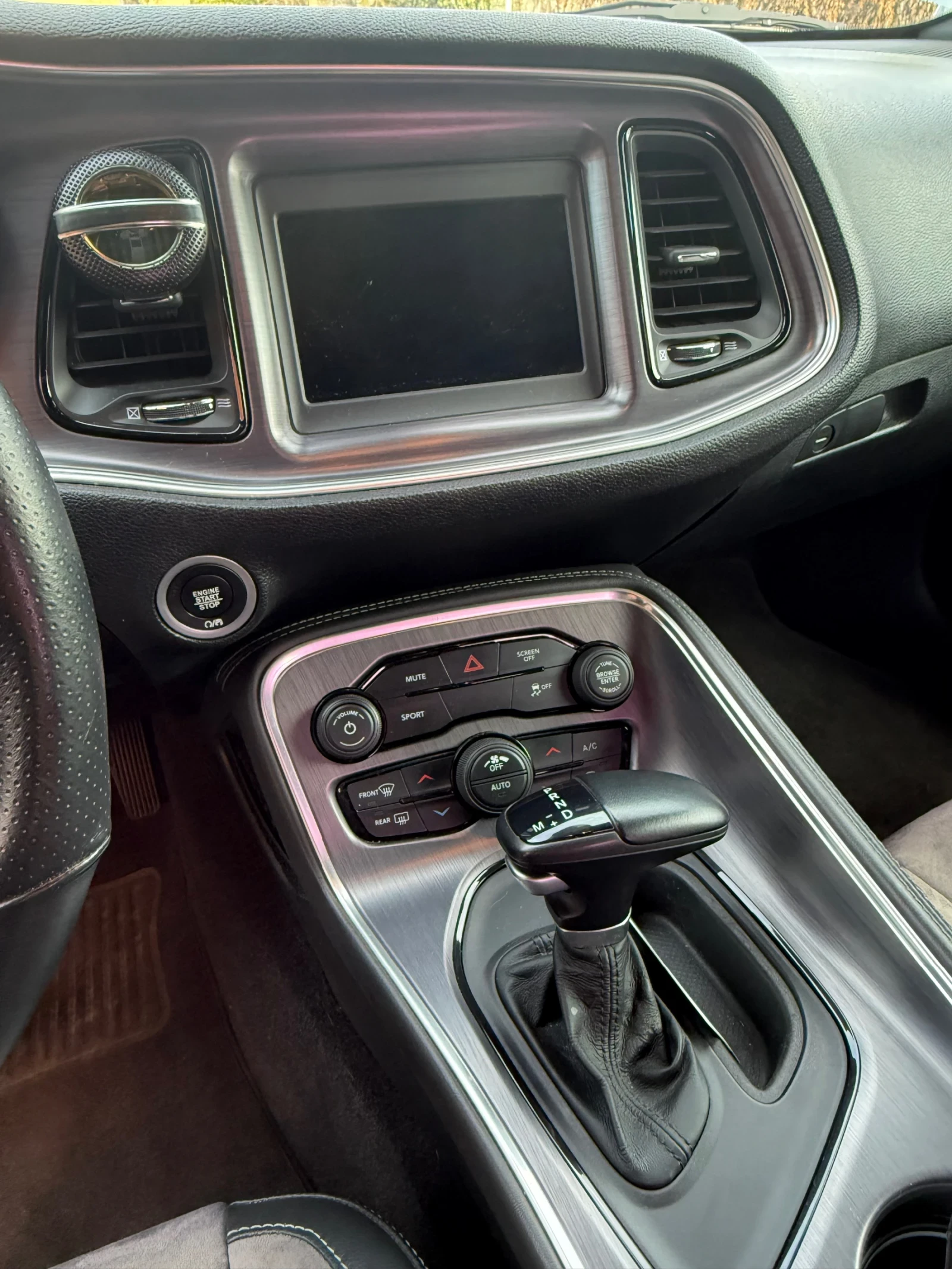 Dodge Challenger 5.7L HEMI BENZIN/ GAS | Mobile.bg � ����������� 15