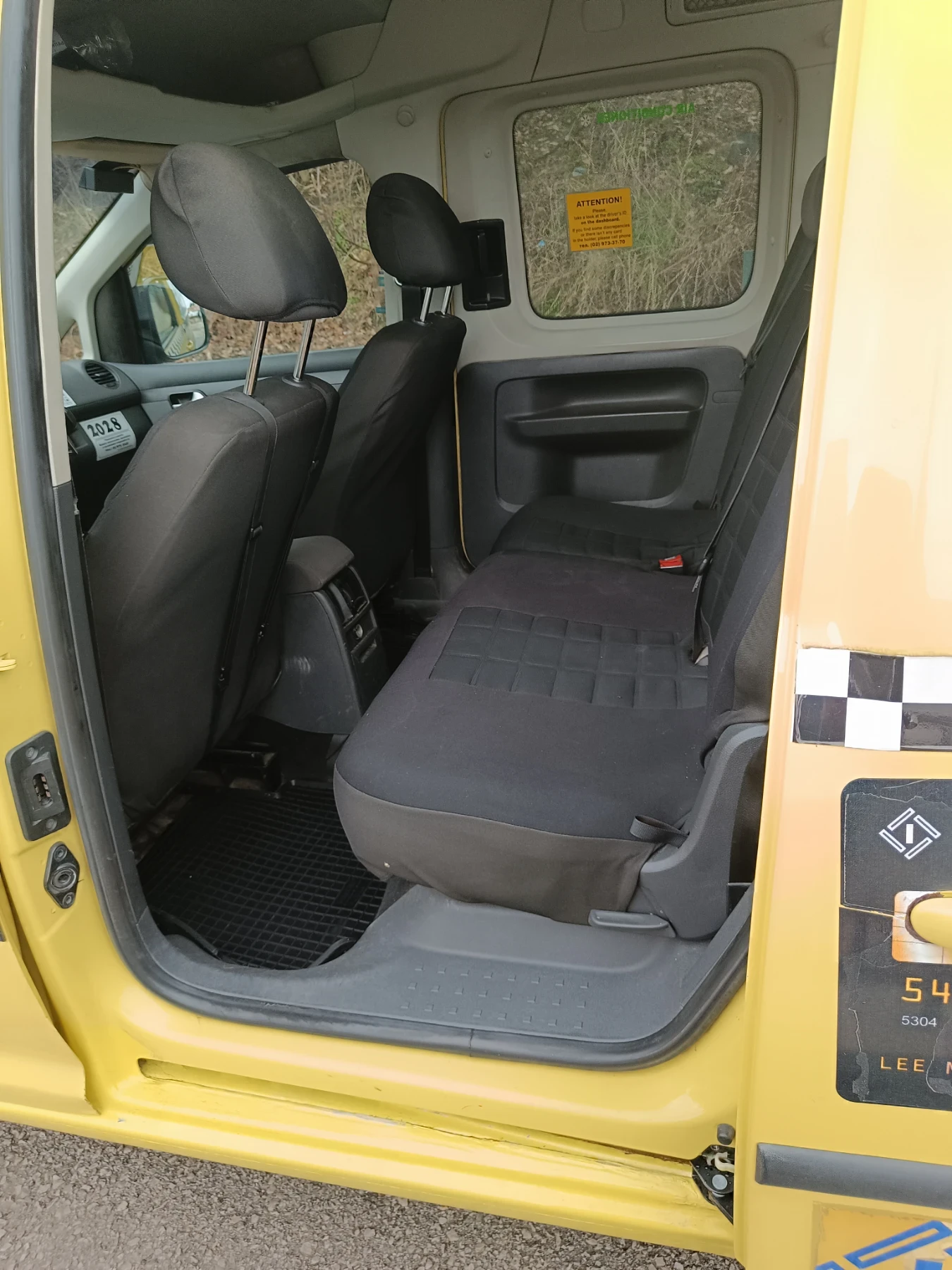 VW Caddy Метан, снимка 2 - Автомобили и джипове - 53764051