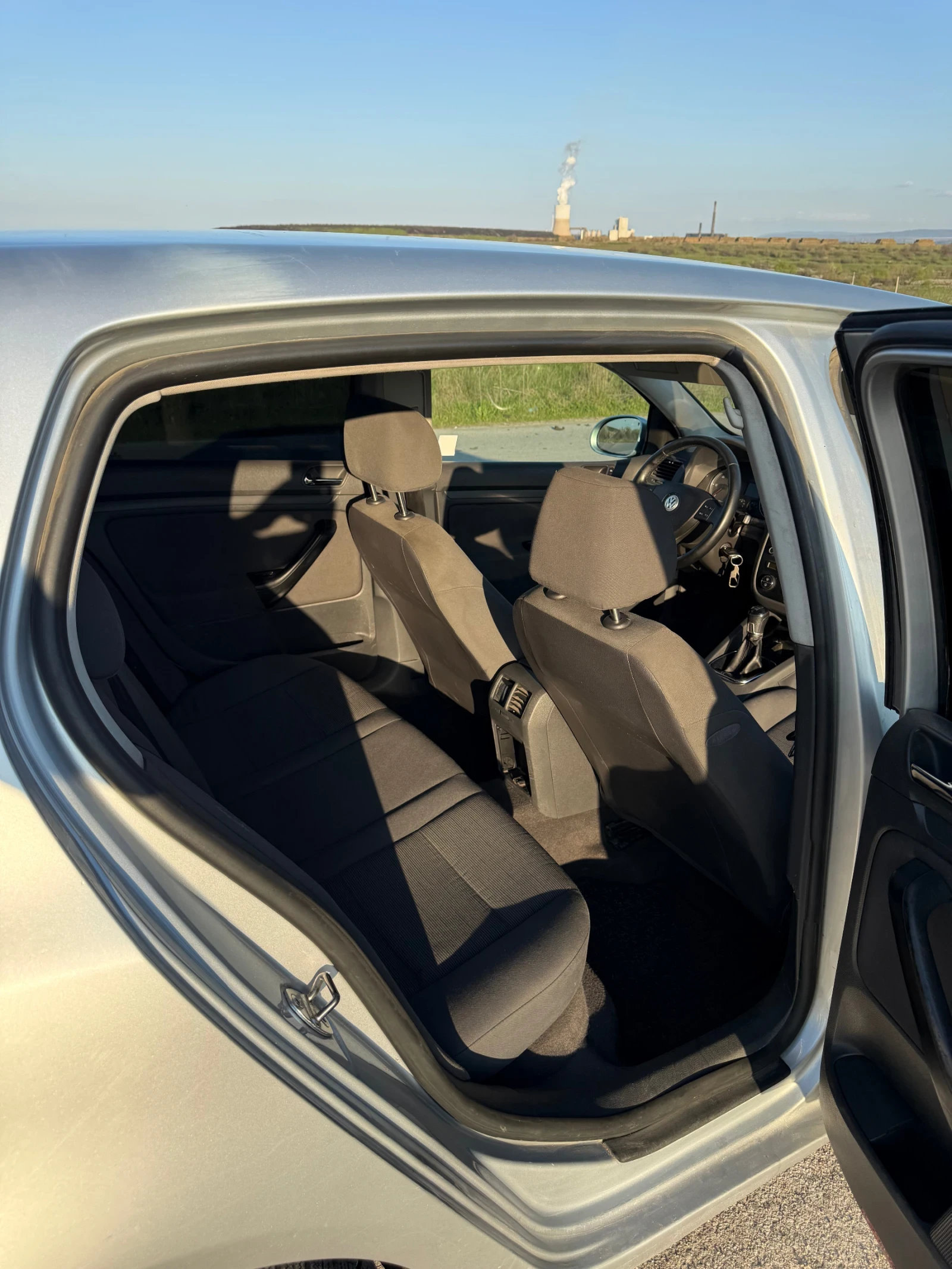 VW Golf, снимка 13 - Автомобили и джипове - 54103180