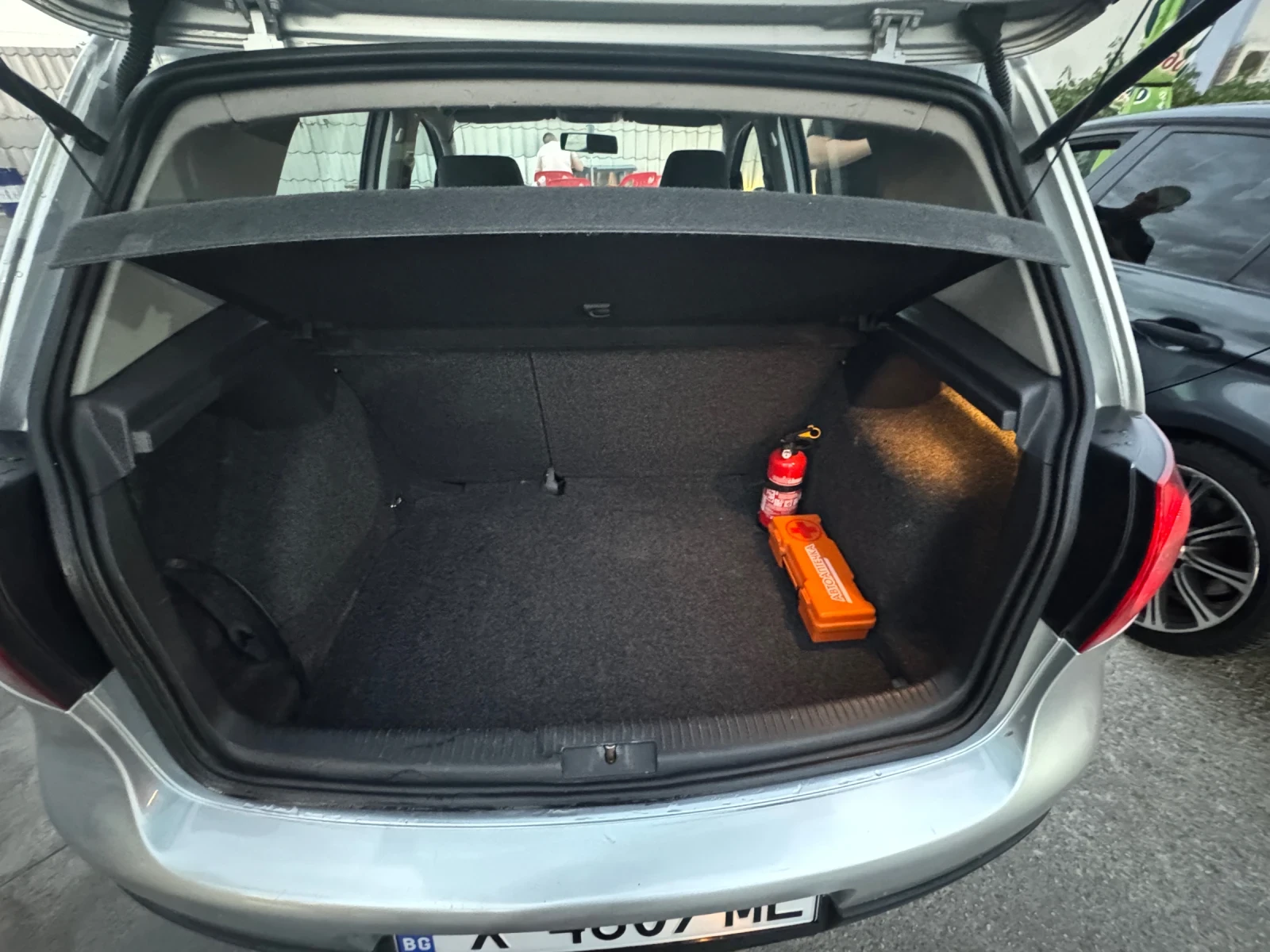 VW Golf, снимка 14 - Автомобили и джипове - 54103180