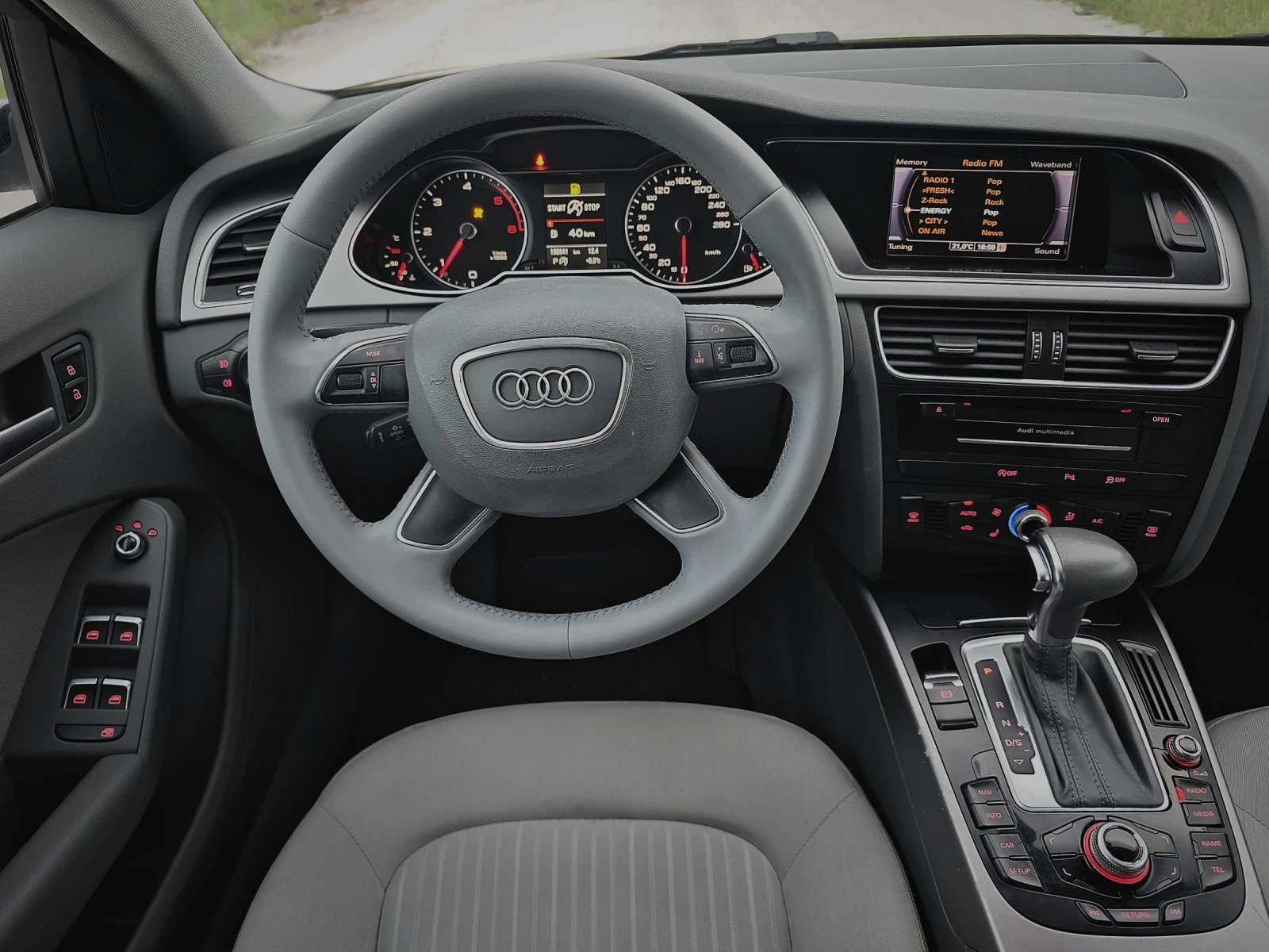 Audi A4 * FACE* EDITION* NAVI* LED* , снимка 10 - Автомобили и джипове - 54383818