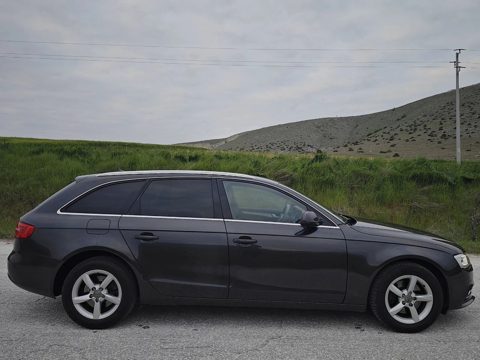 Audi A4 * FACE* EDITION* NAVI* LED* , снимка 7 - Автомобили и джипове - 54383818