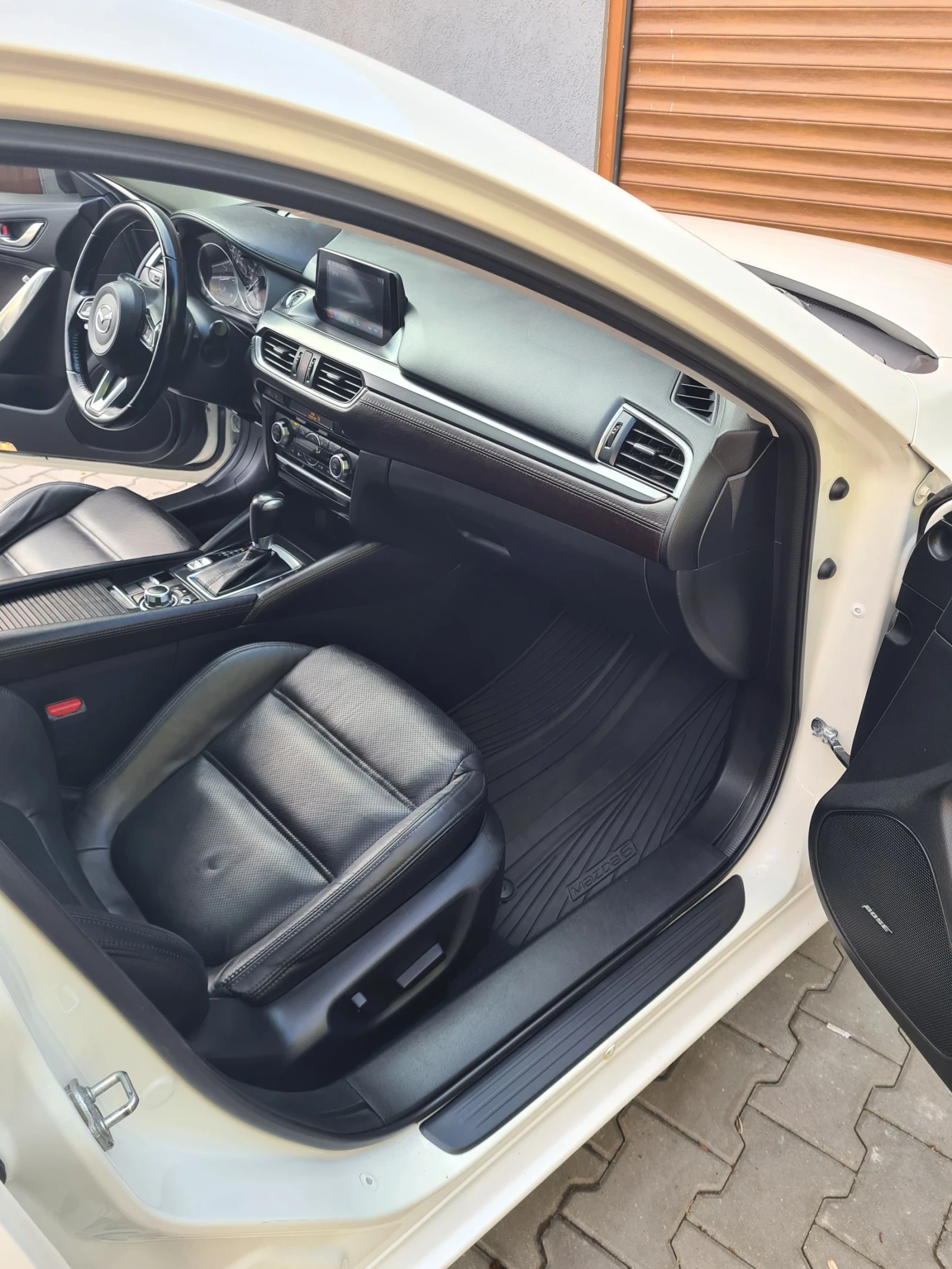 Mazda 6 2.5 192к.с., снимка 9 - Автомобили и джипове - 54391173