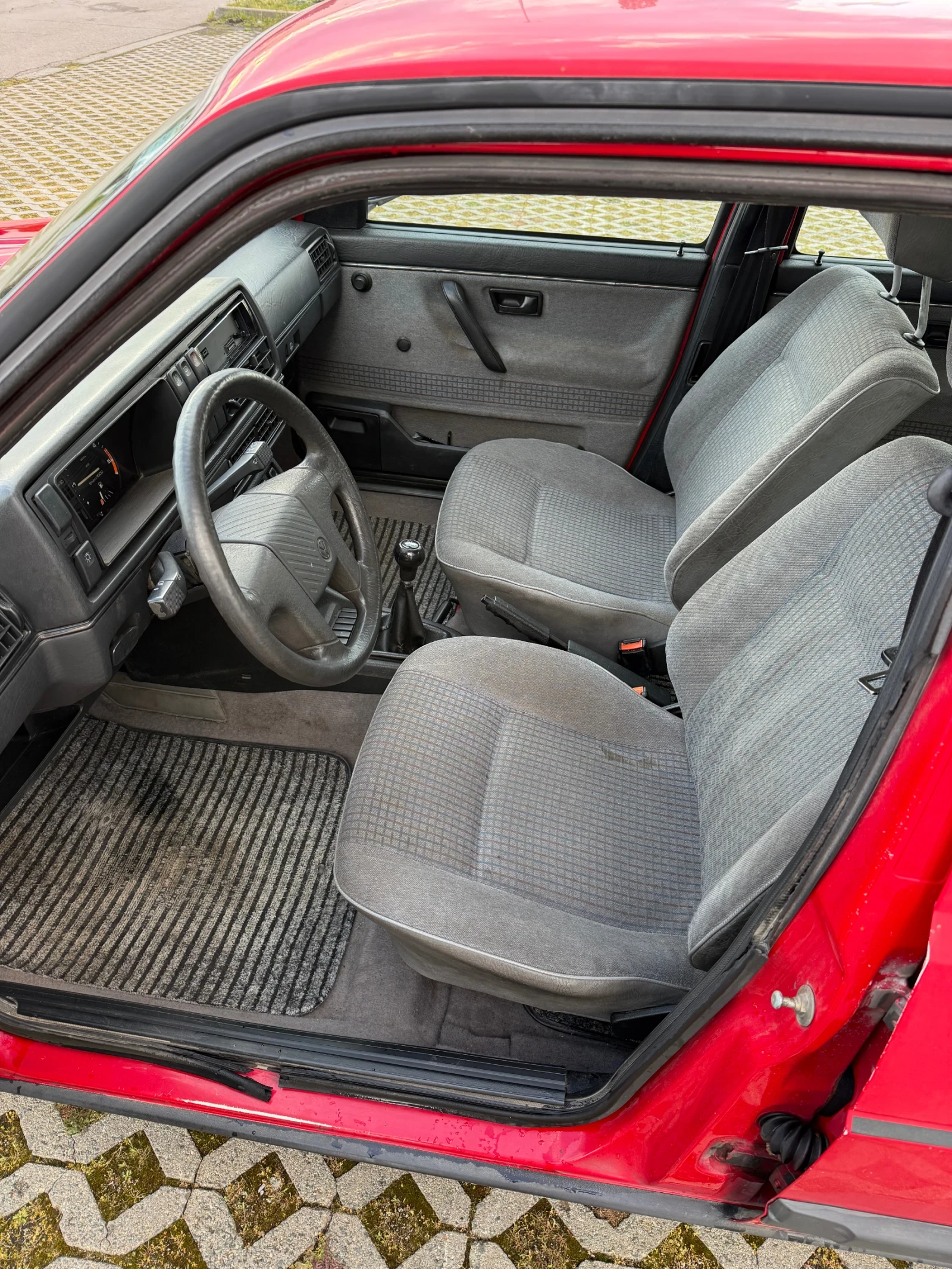 VW Golf, снимка 5 - Автомобили и джипове - 54391555