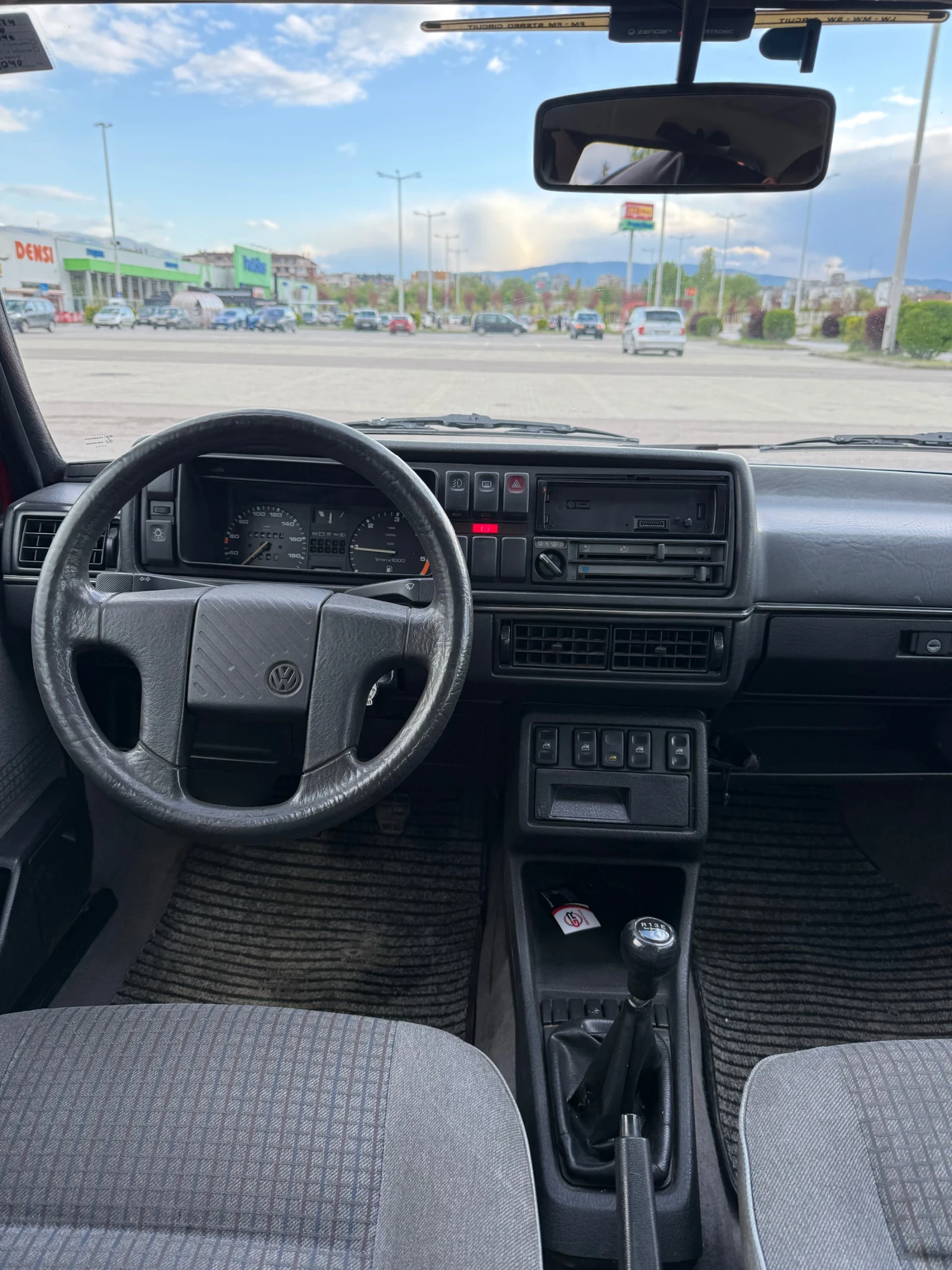 VW Golf, снимка 7 - Автомобили и джипове - 54391555