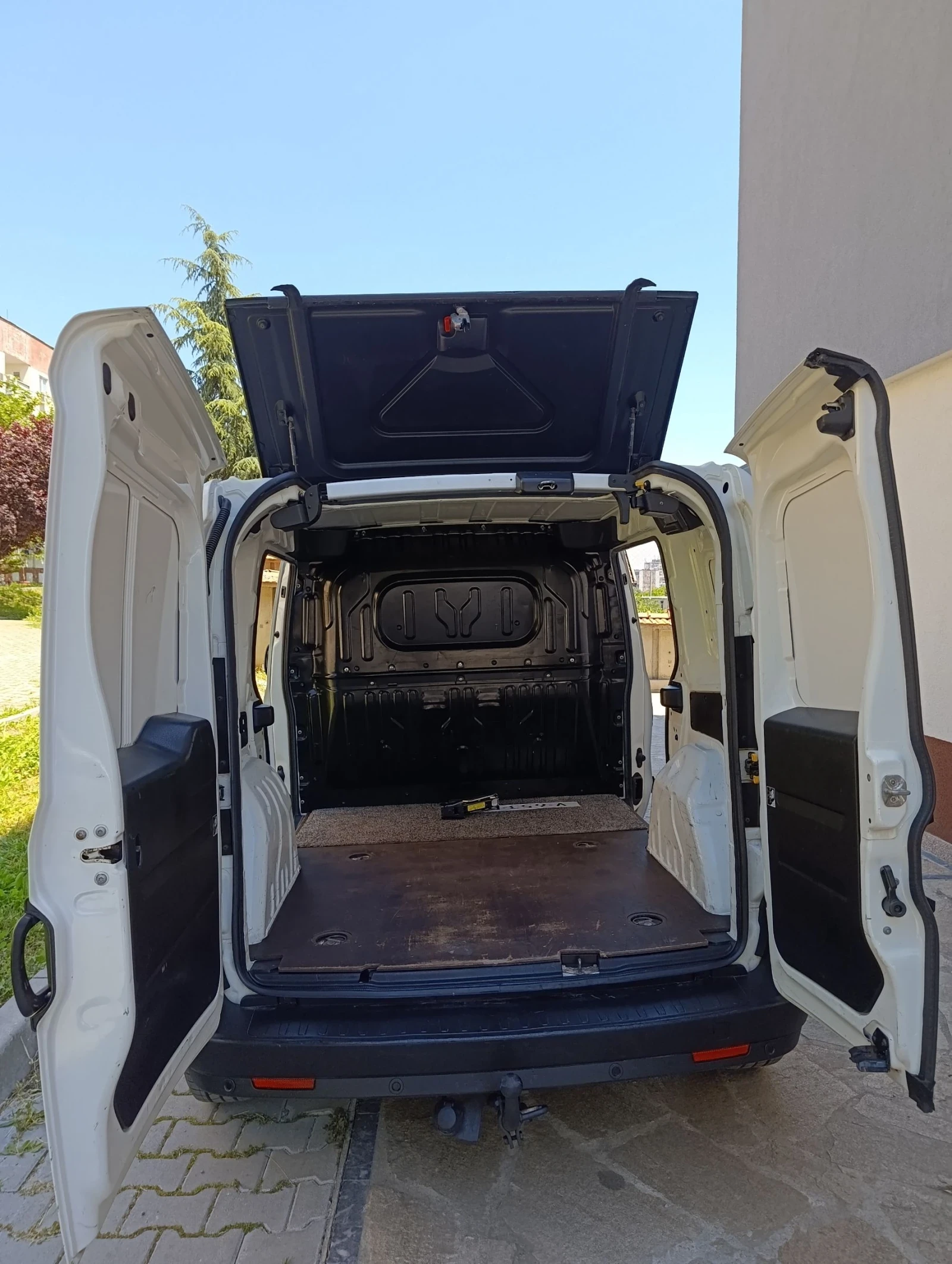 Fiat Doblo 2.0 multijet, снимка 6 - Автомобили и джипове - 54563662