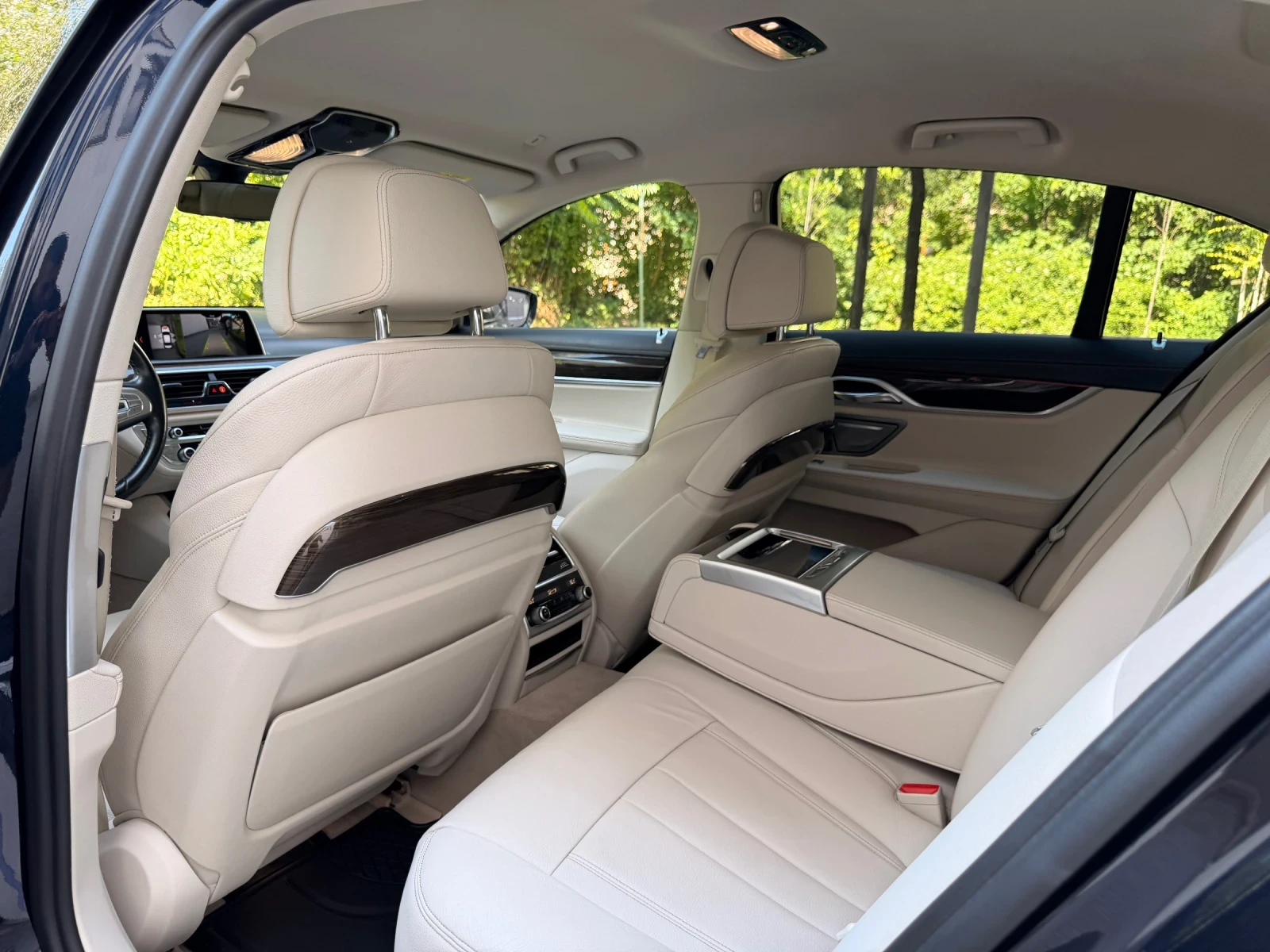BMW 730 d / X-DRIVE, снимка 11 - Автомобили и джипове - 55450629