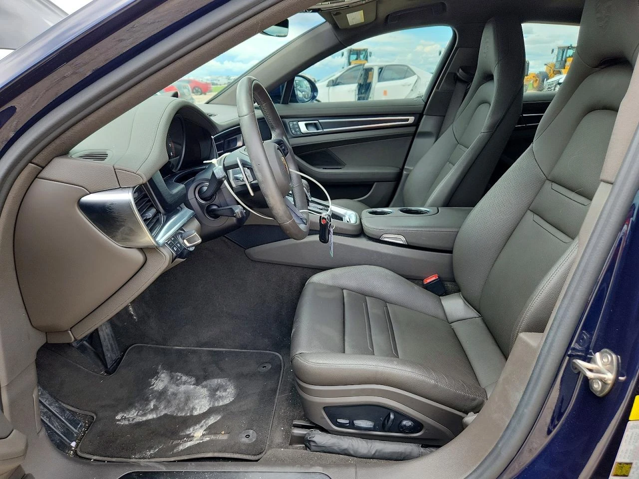 Porsche Panamera 2.9l Base, снимка 7 - Автомобили и джипове - 55566290