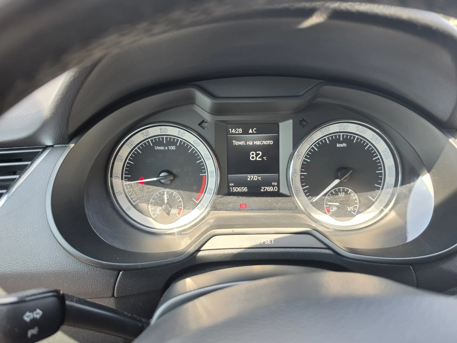 Skoda Octavia, снимка 15 - Автомобили и джипове - 55783714