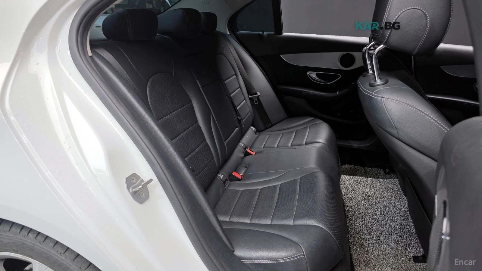 Mercedes-Benz C 220 DIESEL* AVANTGARDE* ПОДГРЕВ* ПАНО* НАВИ* КАМЕРИ* , снимка 12 - Автомобили и джипове - 55792226