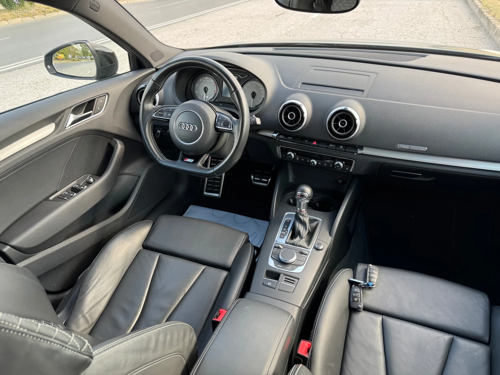Audi S3 2.0 Turbo S3 DSG Quattro , снимка 11 - Автомобили и джипове - 56141762