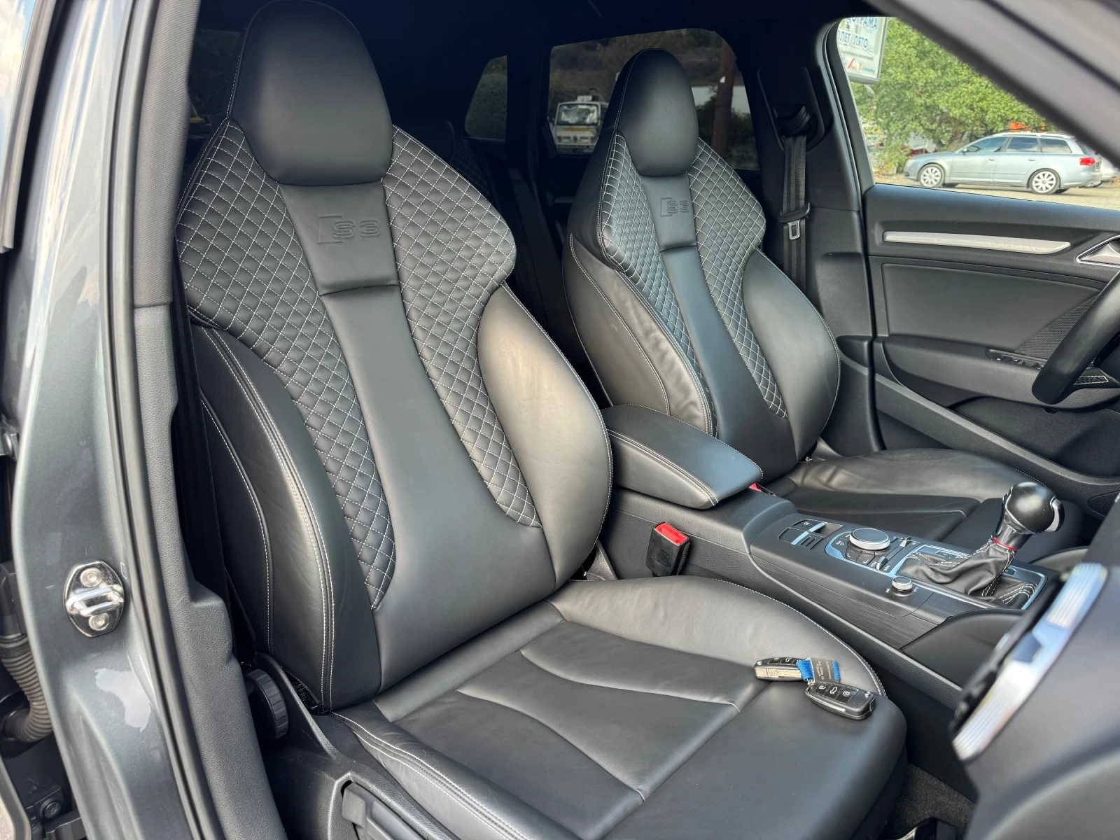 Audi S3 2.0 Turbo S3 DSG Quattro , снимка 9 - Автомобили и джипове - 56141762