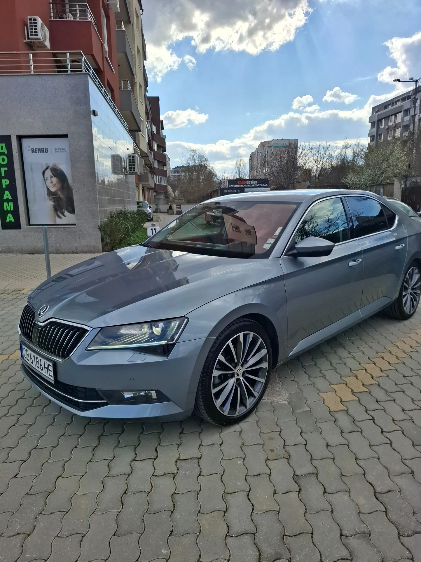 Skoda Superb 2.0TDI* 190HP ЕURO 6, снимка 4 - Автомобили и джипове - 56245385