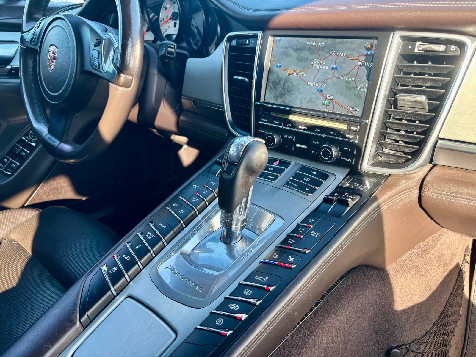 Porsche Panamera TURBO full 3tv, снимка 16 - Автомобили и джипове - 56326245