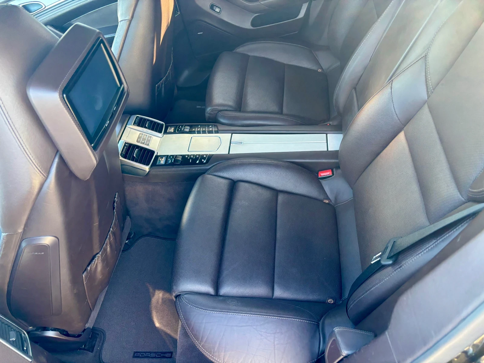 Porsche Panamera TURBO full 3tv, снимка 11 - Автомобили и джипове - 56326245