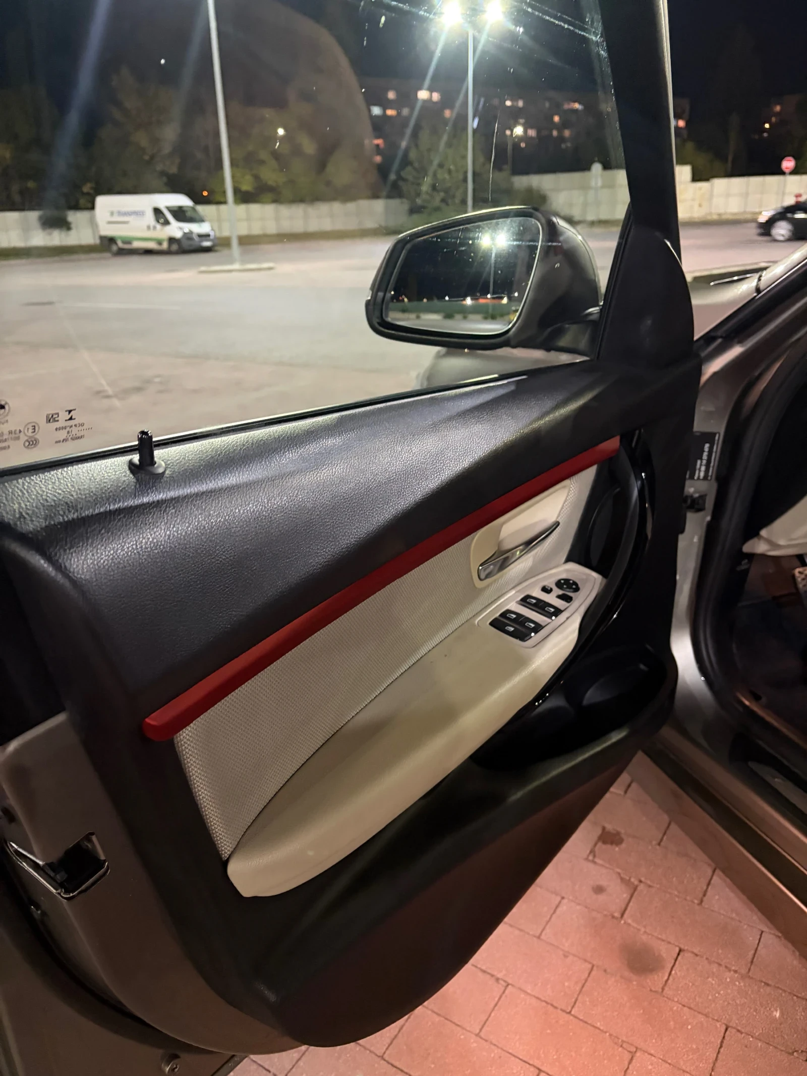BMW 320 Германия, снимка 9 - Автомобили и джипове - 56355176