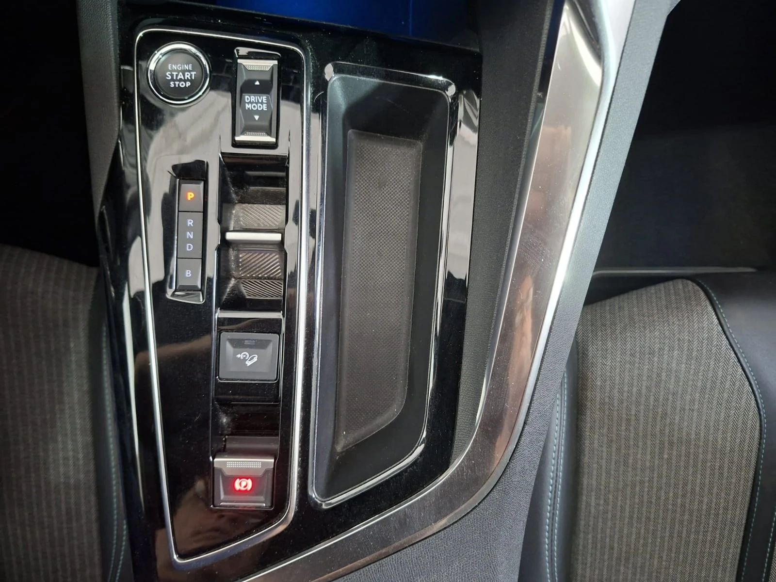 Peugeot 3008 Allure Hybrid4 LED Navi Leather | Mobile.bg � ����������� 13