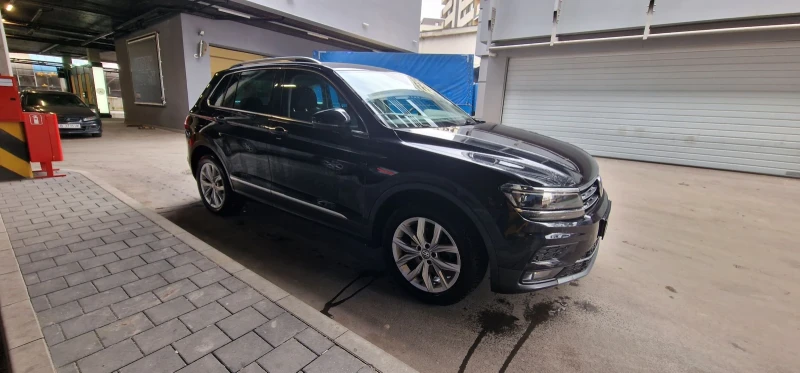 VW Tiguan 2.0 TDI, снимка 4 - Автомобили и джипове - 48126187