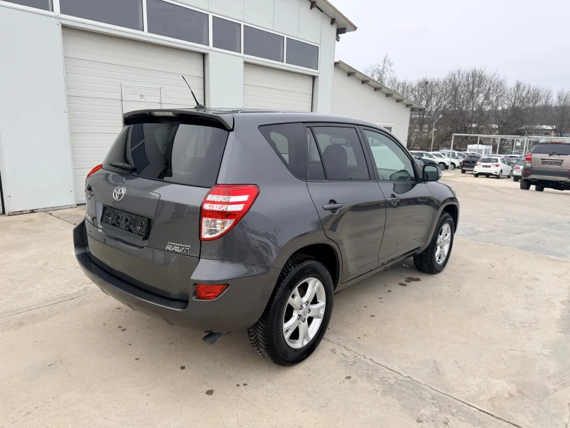 Toyota Rav4 2.2D4D 150k.c* 4x4* Navi* Facelife* Nova* UNIKAT* , снимка 15 - Автомобили и джипове - 52745614