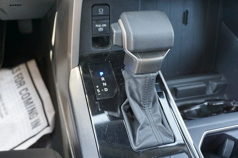 Toyota Tundra, снимка 12 - Автомобили и джипове - 53597988