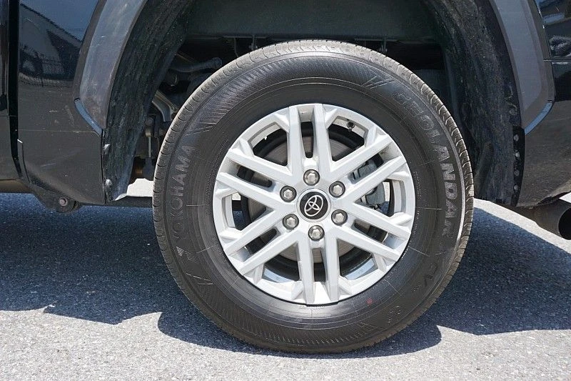 Toyota Tundra, снимка 8 - Автомобили и джипове - 53597988