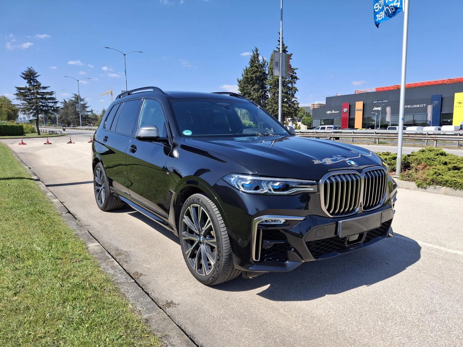 BMW X7 M50d - изображение 3