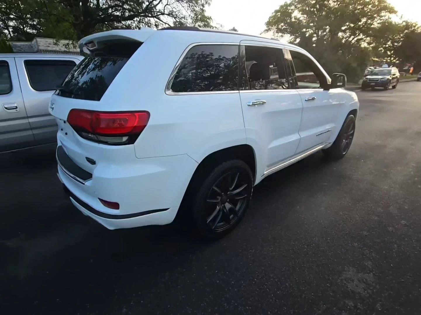 Jeep Grand cherokee SUMMIT* 3.6 V6* DISTRONIK* ОБДУХ* 8ZF* PANO* HARMA - изображение 5