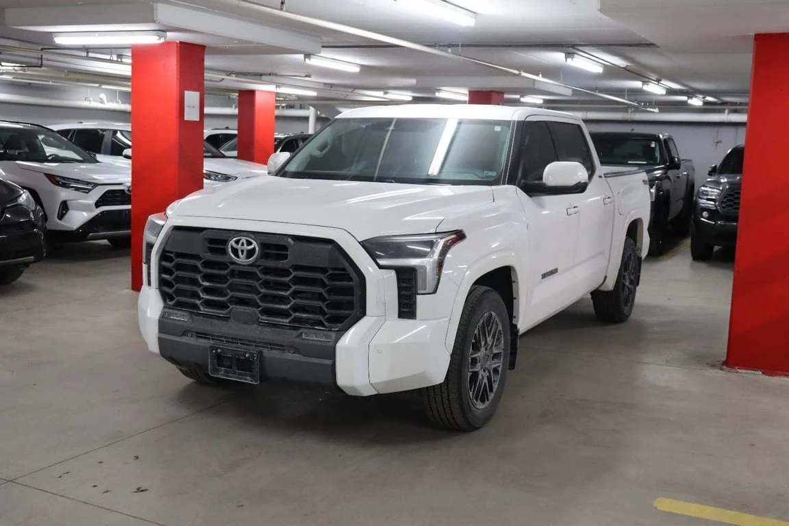 Toyota Tundra * 4x4 Crewmax * CARFAX * ��� ������������ ������ | Mobile.bg � ����������� 1