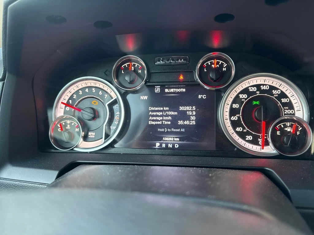 Dodge RAM 1500 Sport / Keyless / ДВА КЛЮЧА /  CARFAX *  - изображение 8