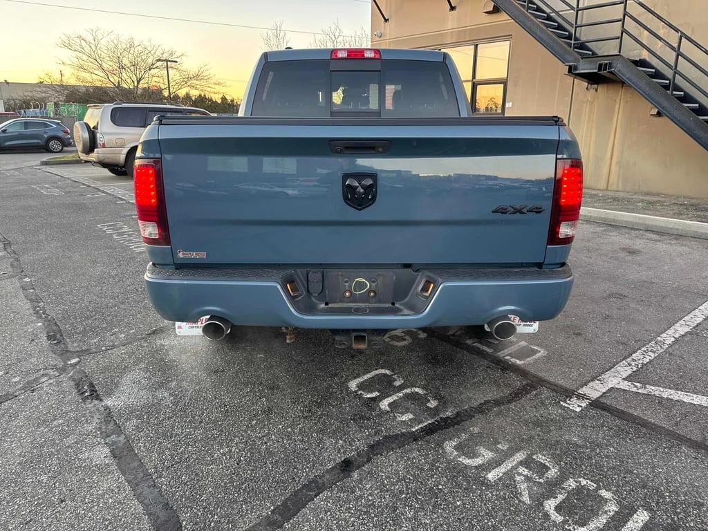 Dodge RAM 1500 Sport / Keyless / ДВА КЛЮЧА /  CARFAX *  - изображение 4