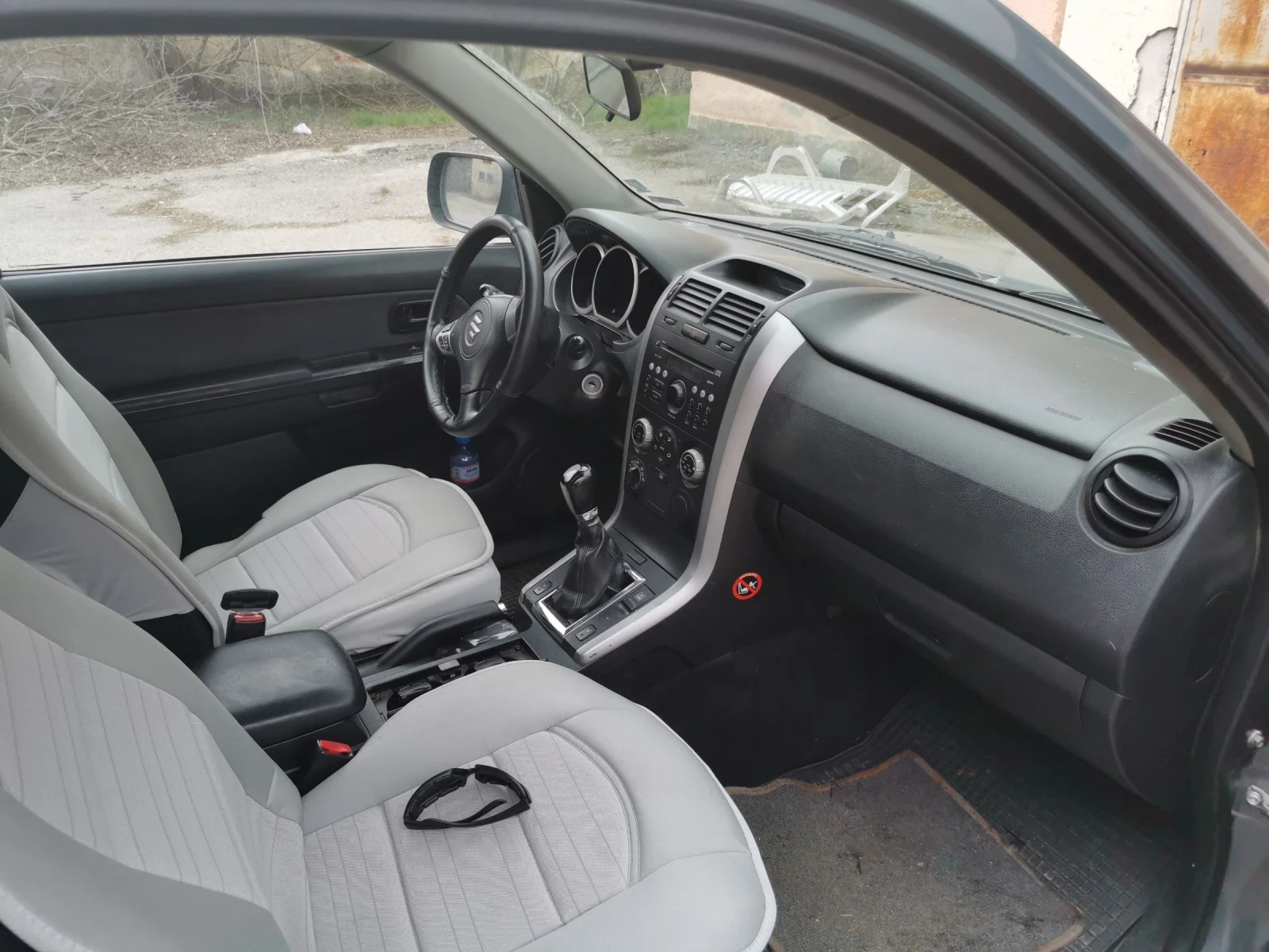 Suzuki Grand vitara, снимка 7 - Автомобили и джипове - 53876186