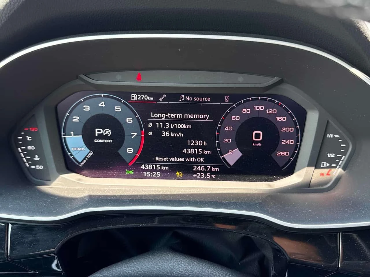 Audi Q3 * Progressiv* CARFAX * ОПЦИЯ ЗА ФИНАНСИРАНЕ , снимка 8 - Автомобили и джипове - 55226101