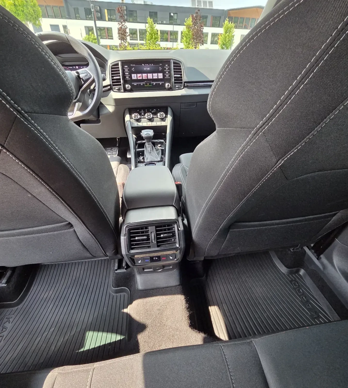 Skoda Karoq 4х4, снимка 16 - Автомобили и джипове - 55468865