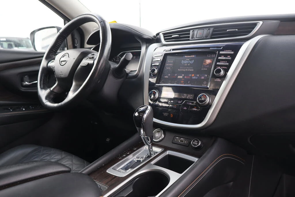 Nissan Murano 3.5* PLATINUM* DISTRONIC* ПАНОРАМА* 360* КРАЙНА ЦЕ, снимка 7 - Автомобили и джипове - 56005260