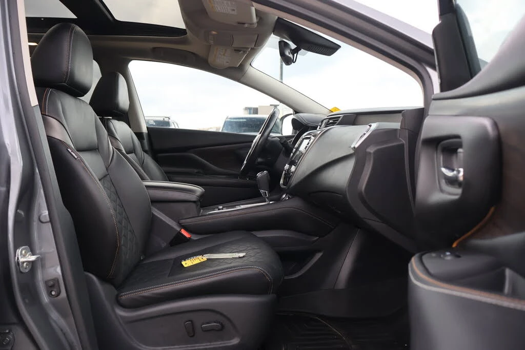 Nissan Murano 3.5* PLATINUM* DISTRONIC* ПАНОРАМА* 360* КРАЙНА ЦЕ, снимка 5 - Автомобили и джипове - 56005260