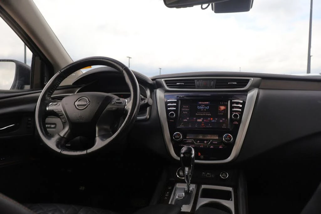 Nissan Murano 3.5* PLATINUM* DISTRONIC* ПАНОРАМА* 360* КРАЙНА ЦЕ, снимка 8 - Автомобили и джипове - 56005260