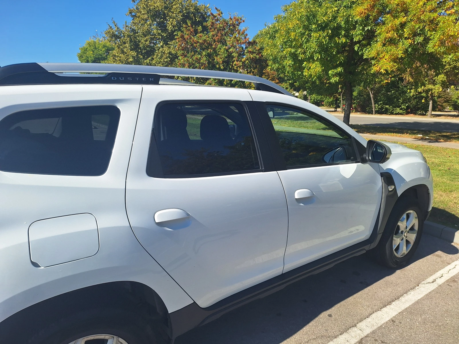 Dacia Duster, снимка 3 - Автомобили и джипове - 56336670