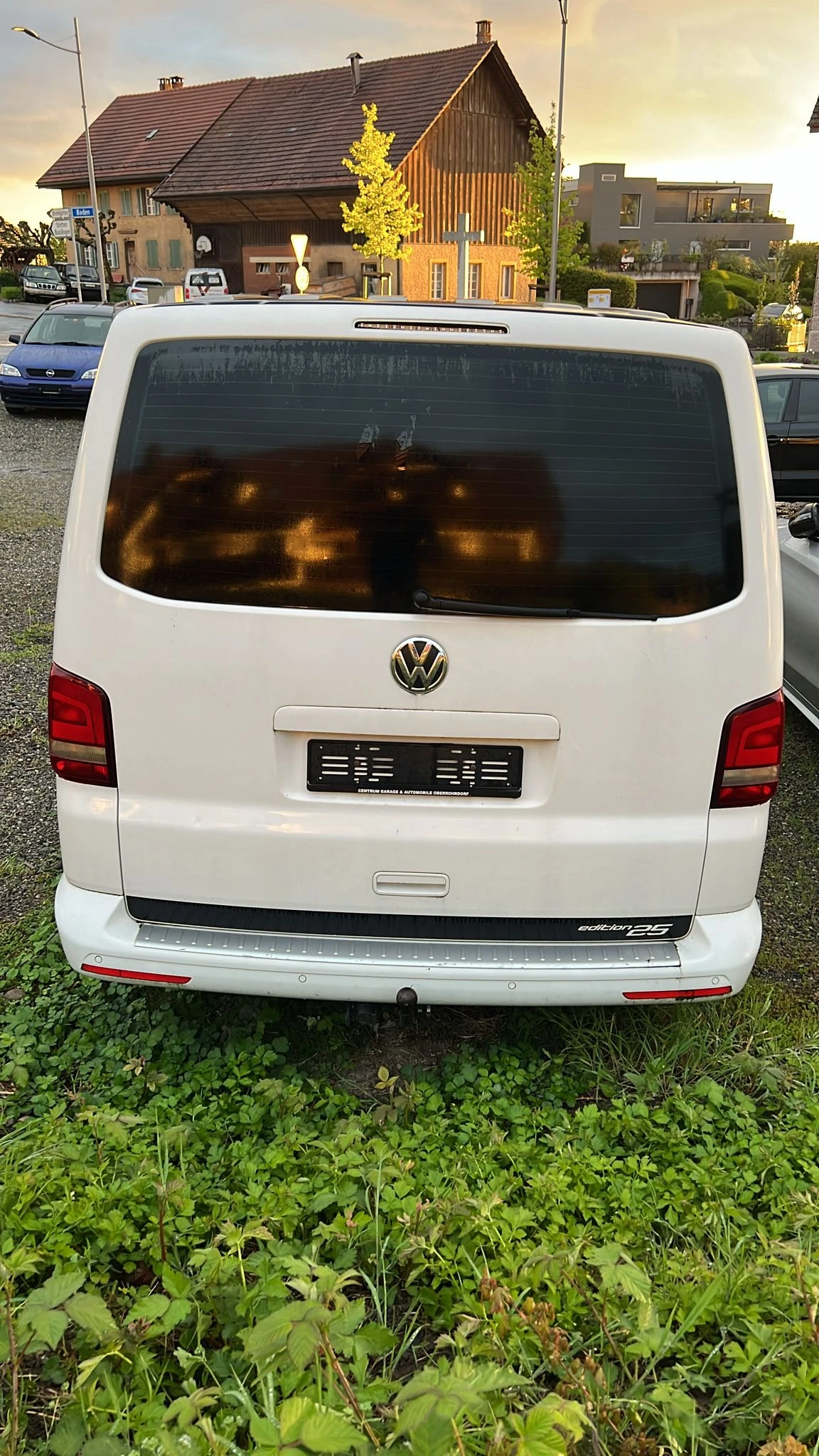 VW Multivan SWISS-EDITION 25 - изображение 6