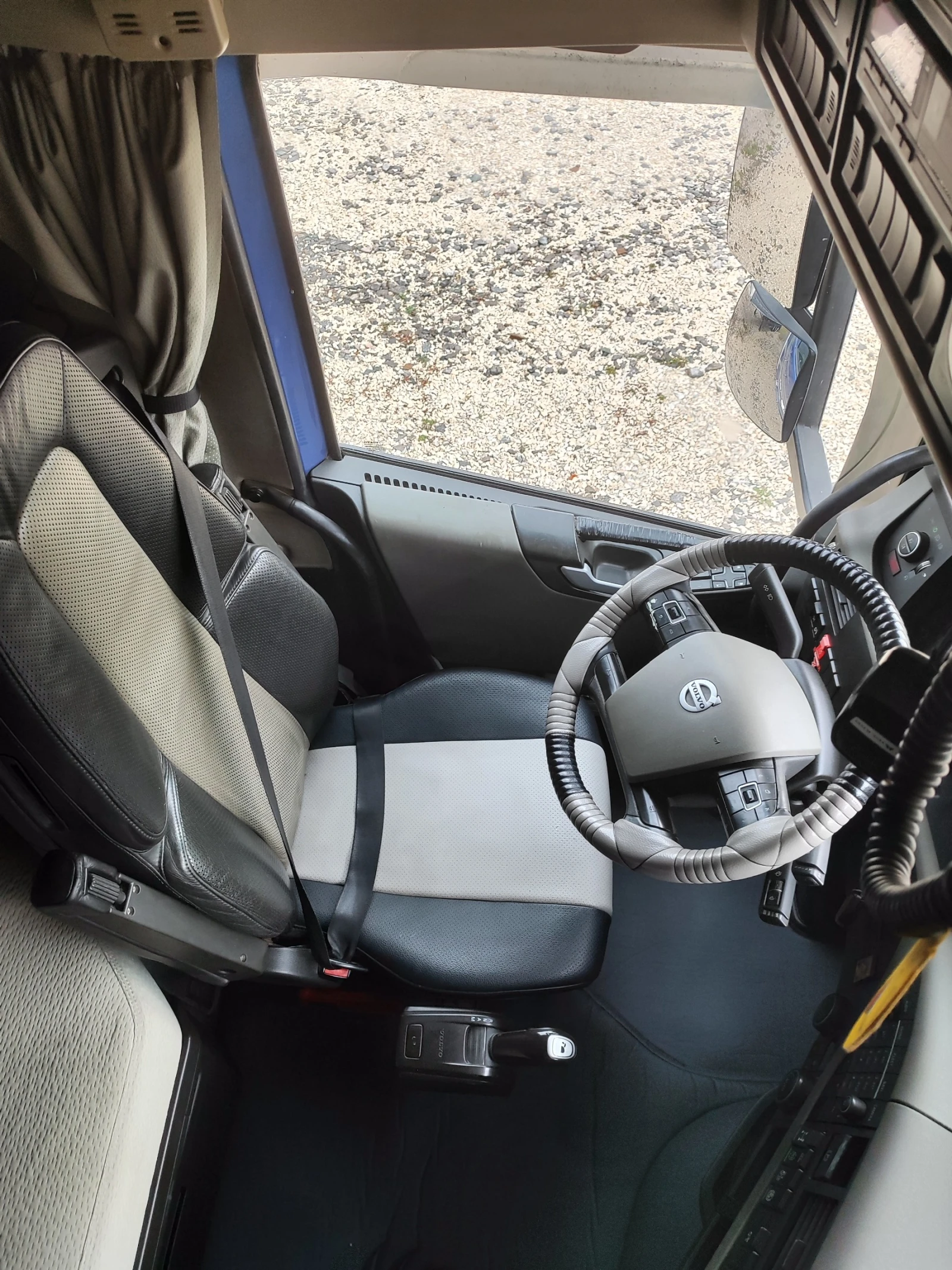 Volvo Fh, снимка 11 - Камиони - 55799000