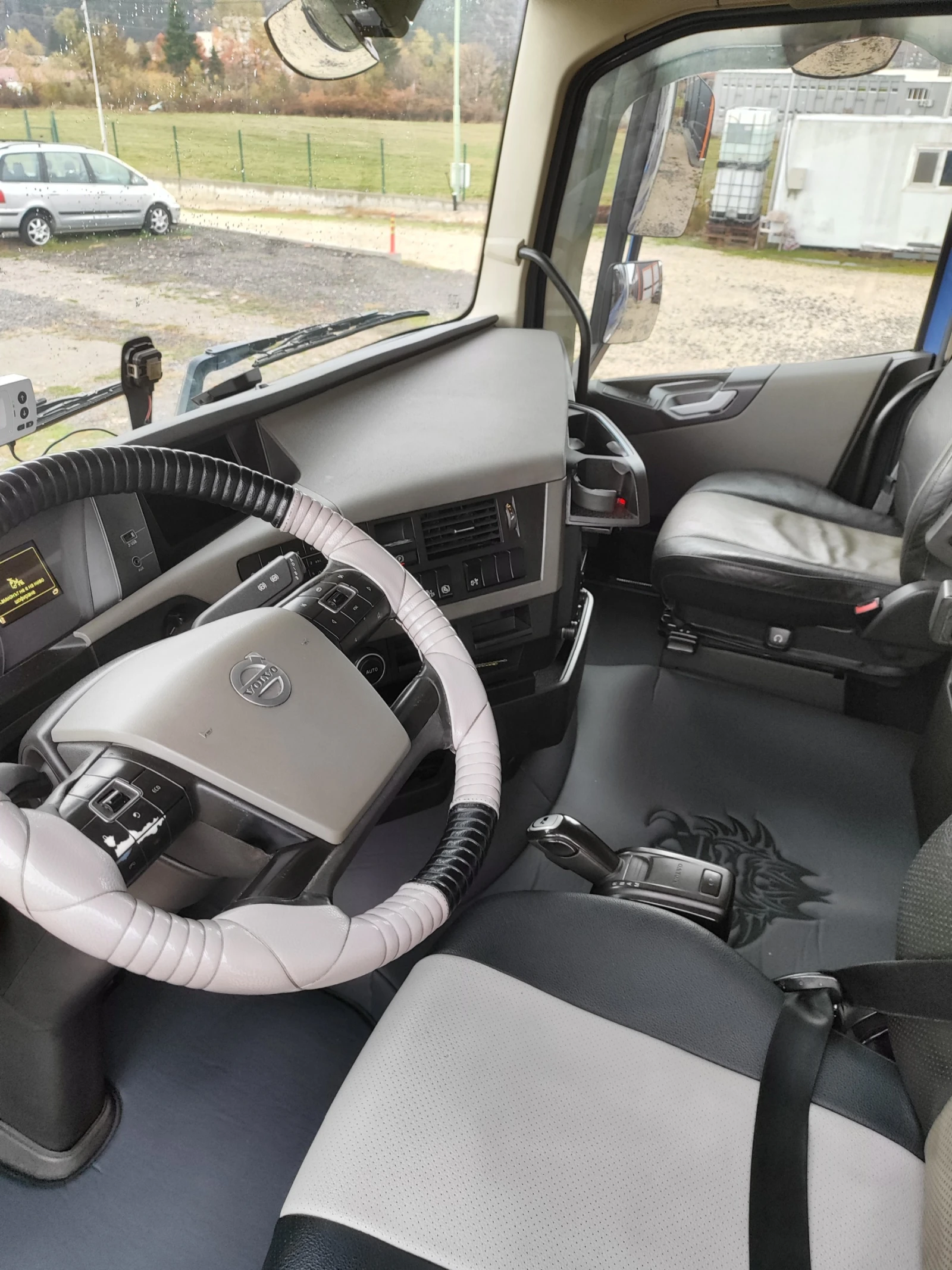 Volvo Fh, снимка 13 - Камиони - 55799000