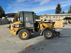 Мини челни товарачи Cat, снимка 1