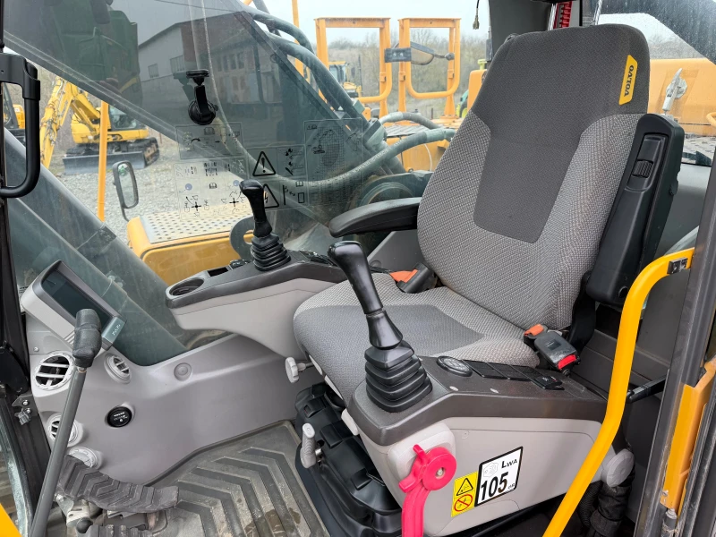 Багер Volvo EC 300 L ЛИЗИНГ, снимка 10 - Индустриална техника - 52773084