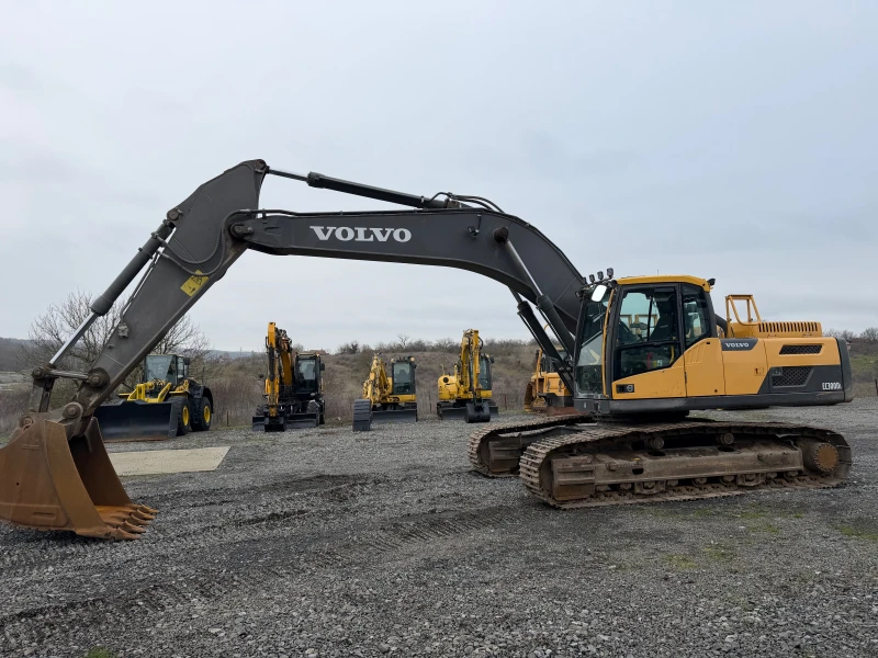 Багер Volvo EC 300 L ЛИЗИНГ, снимка 4 - Индустриална техника - 52773084
