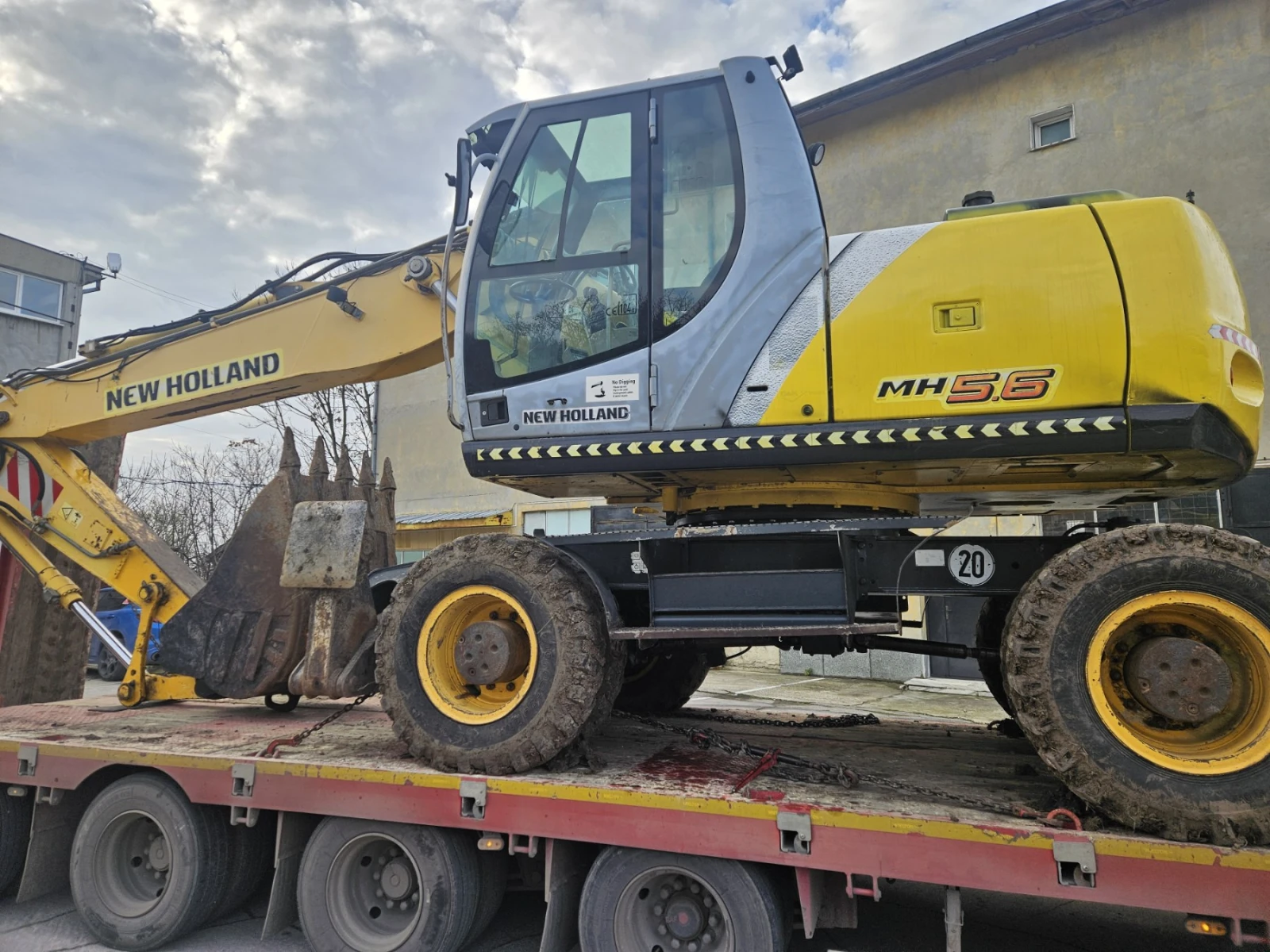 Багер New Holland MH 5.6 - изображение 3