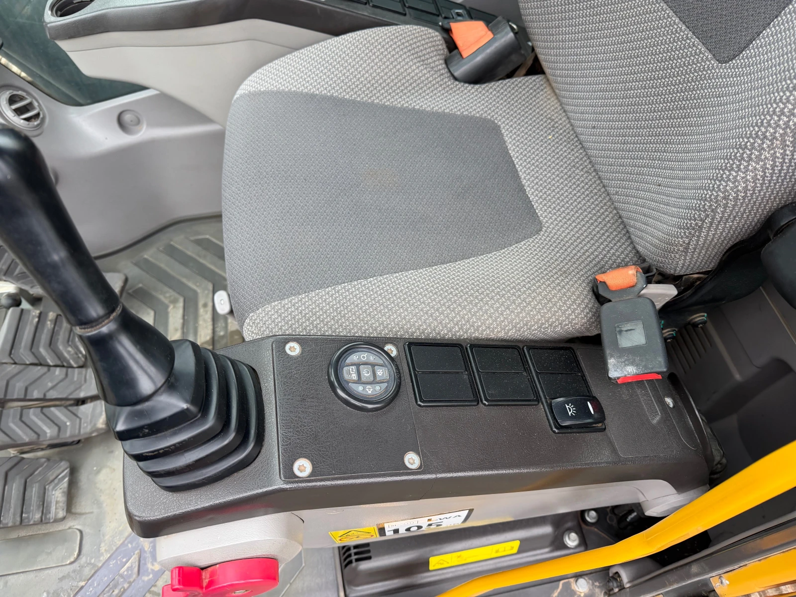 ����� Volvo EC 300 L ������ | Mobile.bg � ����������� 15