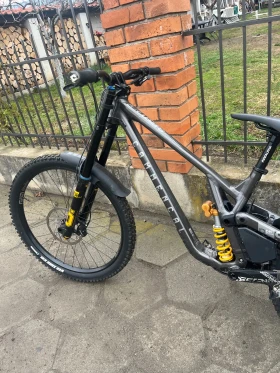  Commencal Supreme V5 Ohlins  | Mobile.bg    4
