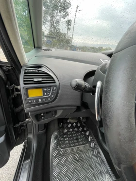 Citroen C4 Picasso 1.6HDI-109к.с., снимка 9